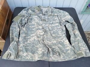 US Army ACU Shirt Mens Large Long Camo Digital Combat Uniform Military Jacket
